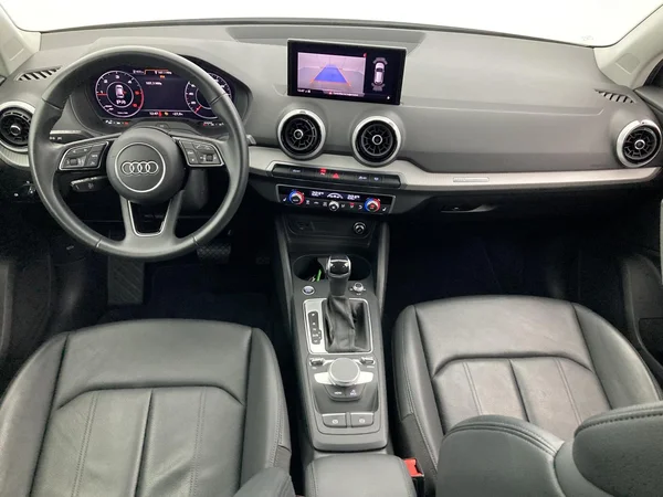 AUDI Q2 (2022) — foto 4 van 35