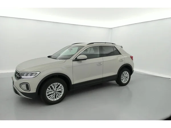 VOLKSWAGEN T-Roc Dsl (2023) — foto 2 van 36