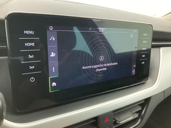 SKODA Kamiq (2023) — foto 15 van 36
