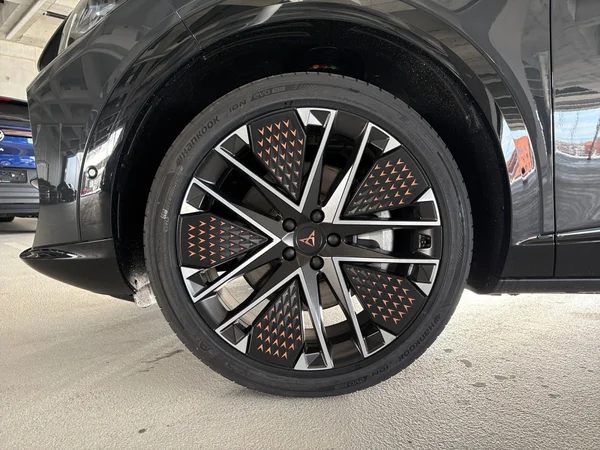CUPRA Tavascan (2026) — foto 17 van 24