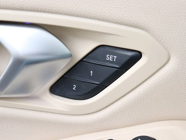 BMW 330 (2021) — foto 19 van 31