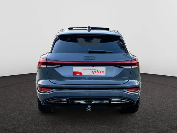 AUDI Q6 e-tron (2026) — foto 13 van 20