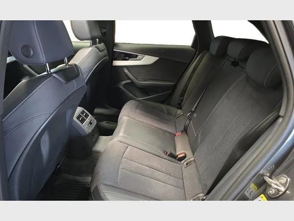 Audi A4 Avant (2023) — foto 3 van 30