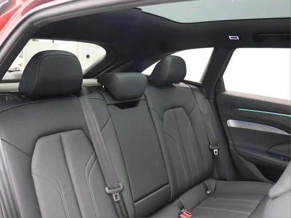 AUDI A6 Avant (2026) — foto 2 van 21