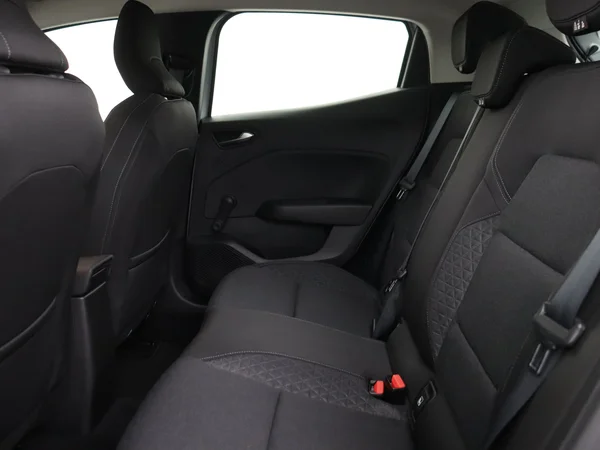 RENAULT Clio (2020) — foto 5 van 26