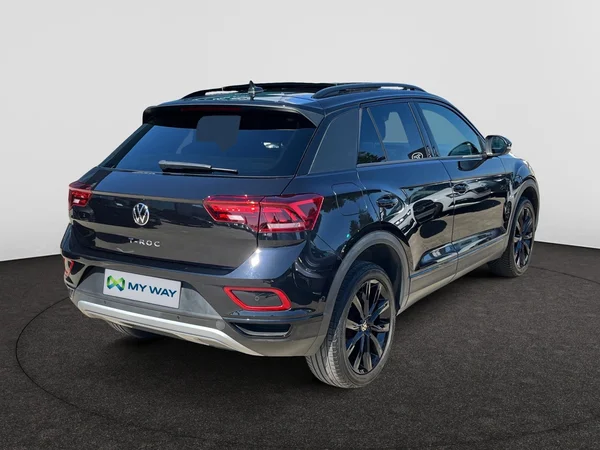 VOLKSWAGEN T-Roc (2023) — foto 12 van 24