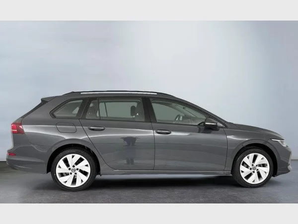 Volkswagen Golf VII SW (2024) — foto 16 van 22
