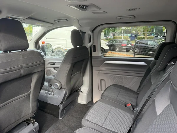 VOLKSWAGEN E-Transporter T7 32 Caravelle Swb (2026) — foto 11 van 23