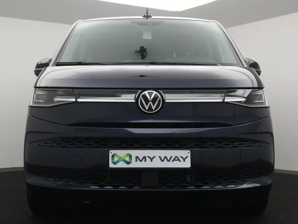 VOLKSWAGEN Multivan T7 eHybrid (PHEV) (2025) — foto 22 van 29
