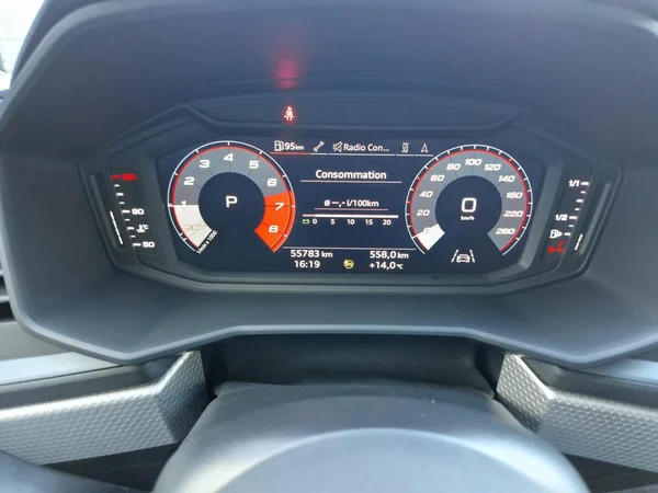 AUDI A1 Sportback (2023) — foto 7 van 23