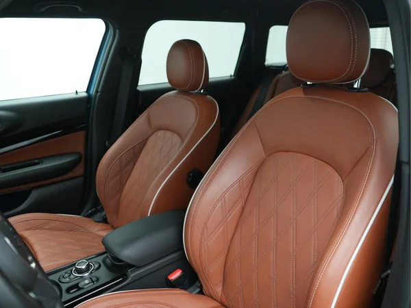 MINI Mini Clubman (F54 LCI) (2023) — foto 16 van 22