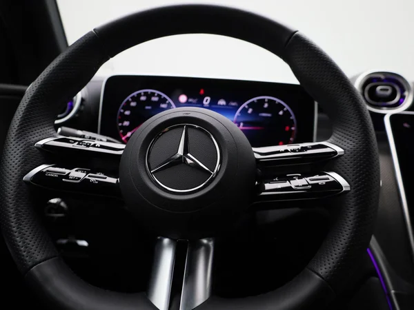 Mercedes-Benz GLC (2025) — foto 50 van 50