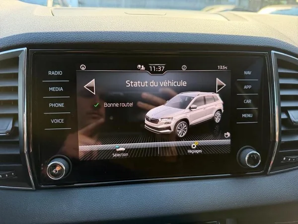 SKODA Karoq (2022) — foto 13 van 31