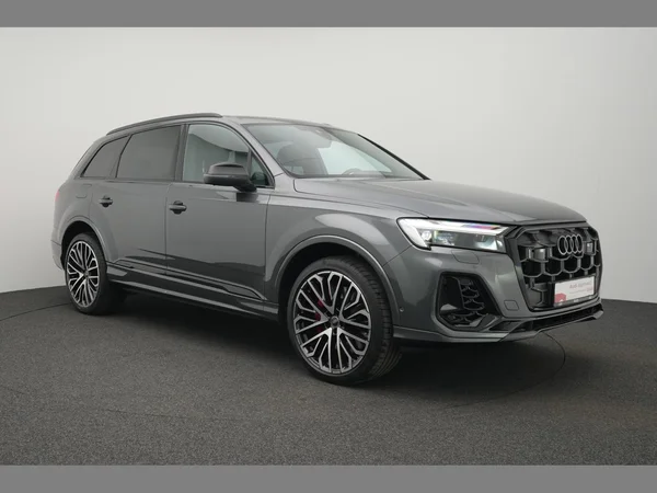 AUDI Q7 e-hybrid (PHEV) (2024) — foto 12 van 37