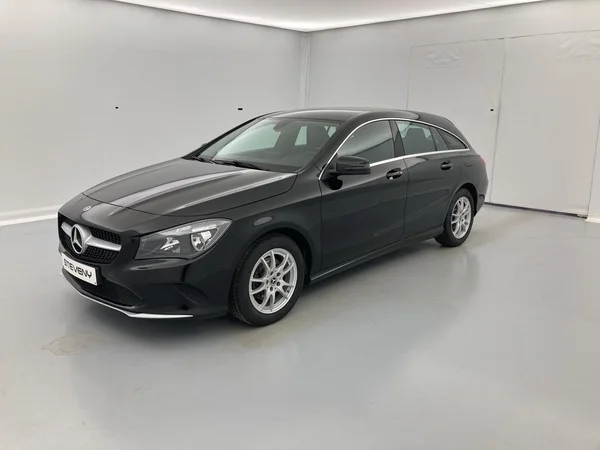 MERCEDES-BENZ CLA 200 (2019) — foto 32 van 36