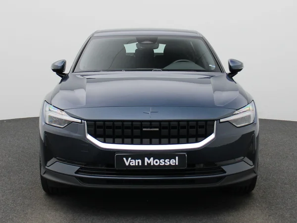 Polestar 2 (2023) — foto 23 van 41