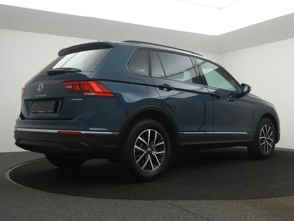 VOLKSWAGEN Tiguan eHybrid (PHEV) (2022) — foto 12 van 23