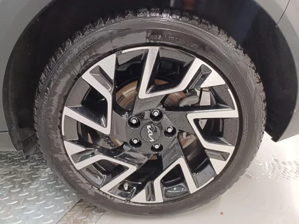 Kia XCeed (2025) — foto 19 van 21