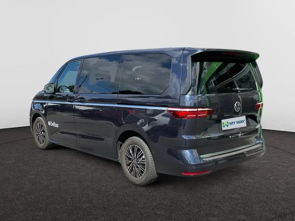 VOLKSWAGEN Multivan T7 Long (2024) — foto 18 van 24