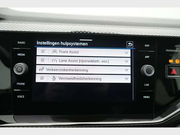 VOLKSWAGEN Polo (2024) — foto 7 van 25