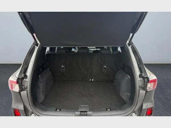 Ford Kuga (2021) — foto 20 van 28
