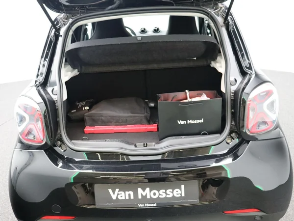 smart Forfour (2021) — foto 14 van 26