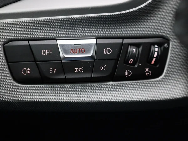 BMW 2 Reeks (2023) — foto 19 van 41