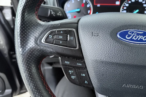 Ford Ecosport (2019) — foto 7 van 21