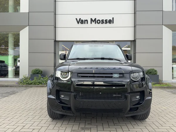 Land Rover Defender (2022) — foto 12 van 31