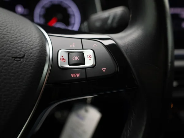 Volkswagen Polo (2021) — foto 11 van 40