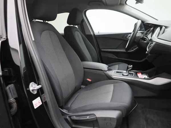 BMW 1 Reeks (2023) — foto 27 van 39