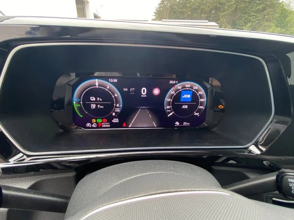 VOLKSWAGEN Caddy Maxi eHybrid (2025) — foto 22 van 24