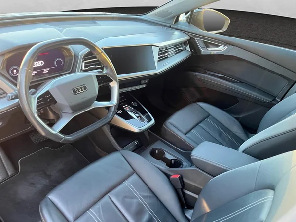 AUDI Q4 e-tron (2022) — foto 13 van 17
