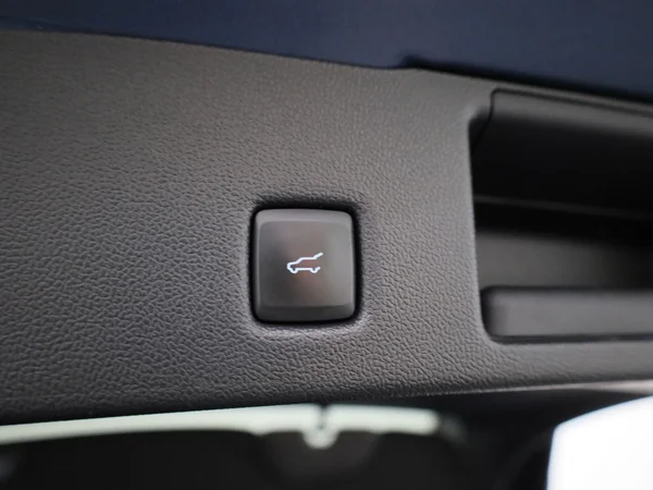 Ford Kuga (2022) — foto 4 van 49