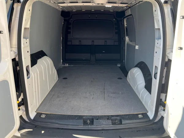 VOLKSWAGEN Caddy Maxi Cargo Dsl (2024) — foto 6 van 23