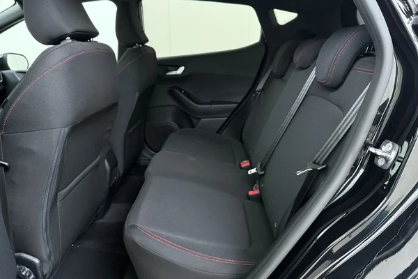 Ford Fiesta (2022) — foto 16 van 17