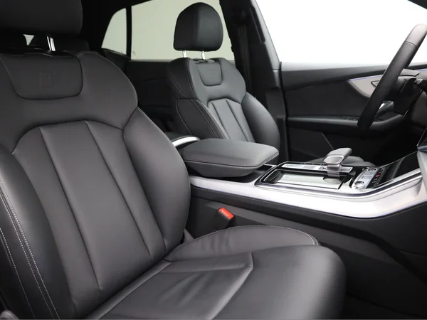 AUDI Q8 SUV e-hybrid (PHEV) (2026) — foto 23 van 28