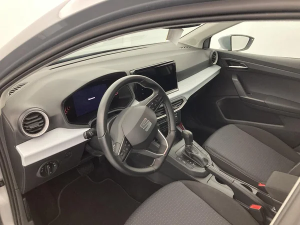 SEAT Ibiza 5P/D (2024) — foto 8 van 34