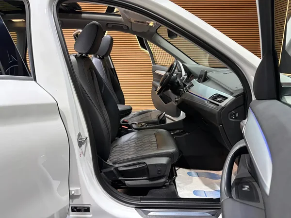 Bmw X1 (2020) — foto 11 van 26