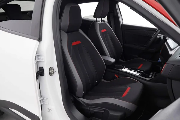 Opel Mokka (2022) — foto 6 van 49