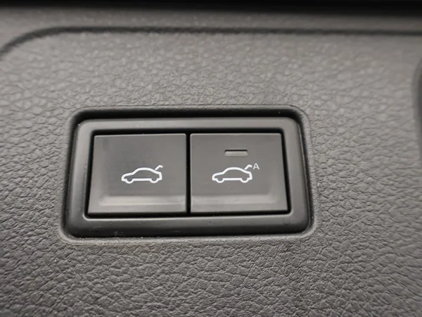Volkswagen Passat (2022) — foto 25 van 30