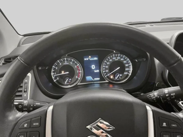 Suzuki S-Cross (2023) — foto 17 van 17