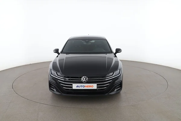 Volkswagen Arteon (2022) — foto 15 van 16