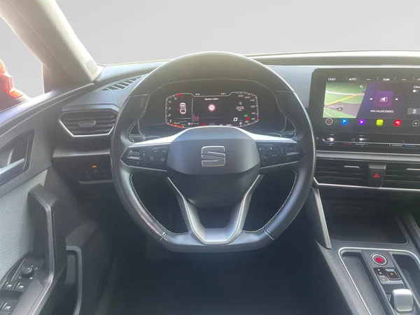 SEAT Leon ST (2023) — foto 18 van 21