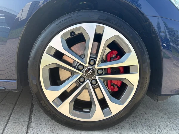 AUDI A3 Sportback PHEV (2025) — foto 11 van 19