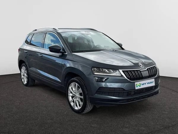 SKODA Karoq (2018) — foto 5 van 15