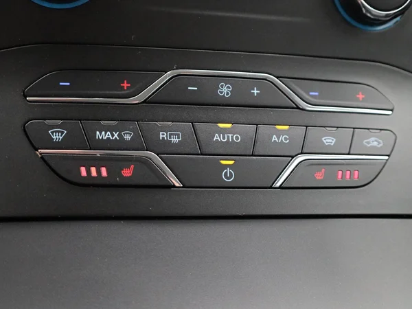 Ford S-Max (2022) — foto 19 van 39