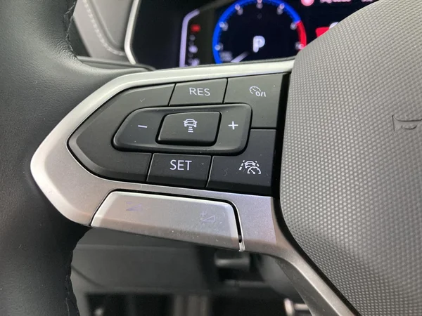 VOLKSWAGEN T-Cross (2025) — foto 19 van 36