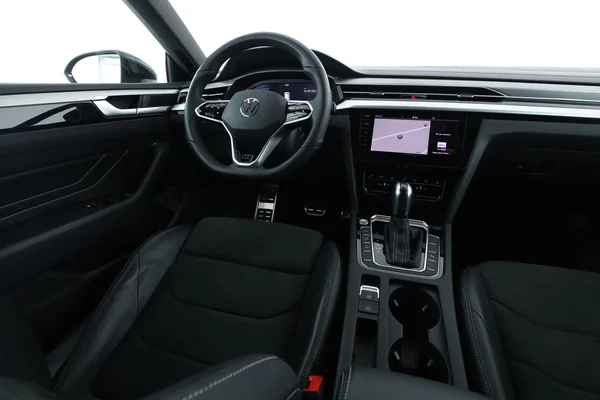 Volkswagen Arteon (2022) — foto 4 van 16