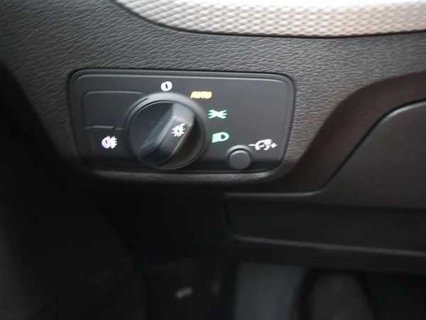 AUDI Q2 (2023) — foto 13 van 24